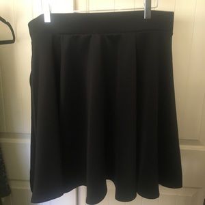 Torrid Scuba Skater Skirt Size 1 NWT